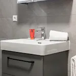 10 Διαμέρισμα *